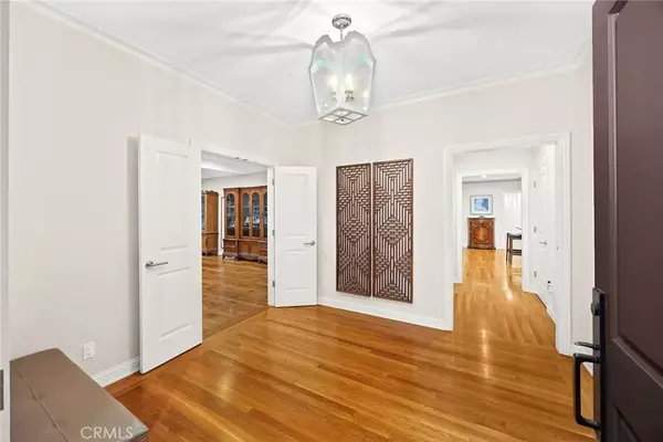 San Marino, CA 91108,2198 Melville