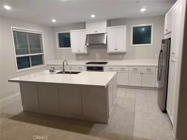 Lake Forest, CA 92630,602 Catalonia