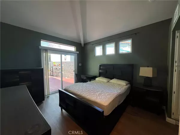 Chino Hills, CA 91709,3072 Crape Myrtle