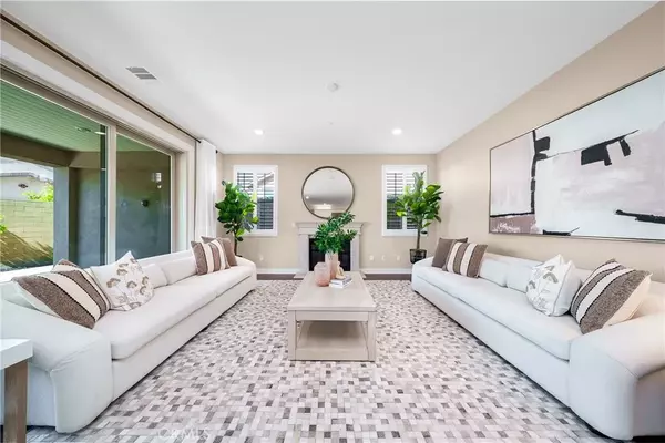 Irvine, CA 92618,111 Spoke