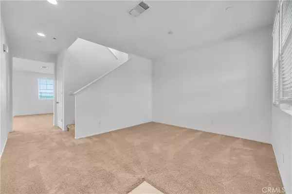 Lake Elsinore, CA 92530,29157 Sunforest