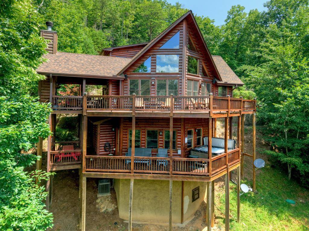 411 Ridge Trail, Blue Ridge, GA 30513