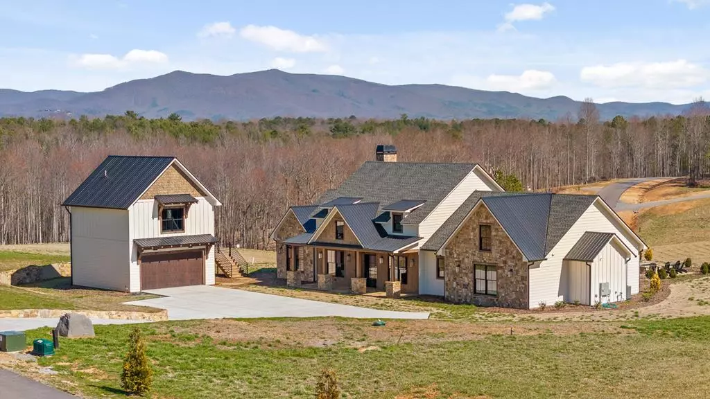 Ellijay, GA 30536,84 Bravo Way