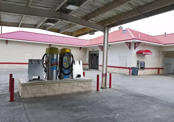 Blairsville, GA 30512,692 Hwy 515