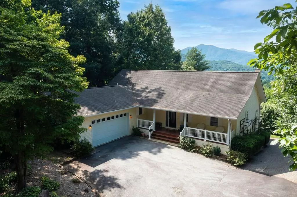 Young Harris, GA 30582,847 Scarletts Way