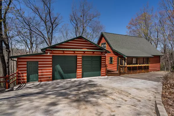 1571 Mangums Trail, Blue Ridge, GA 30513