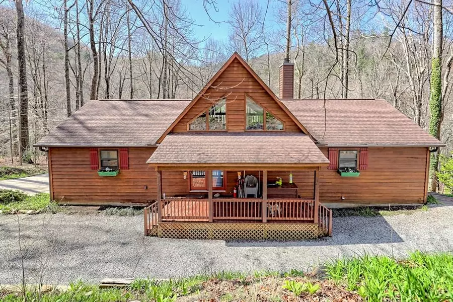 575 Carolina Springs Lane, Franklin, NC 28734