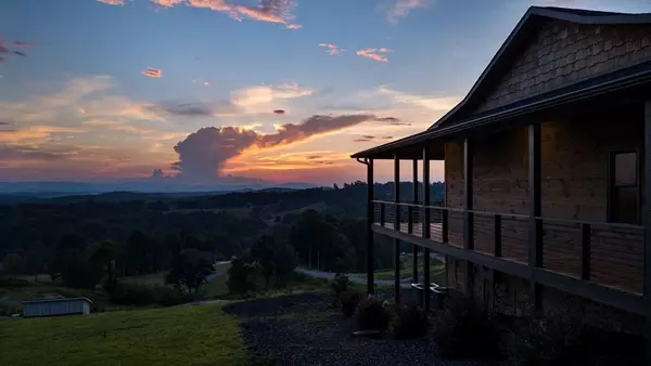 95 Upper Ridge Trail, Morganton, GA 30560