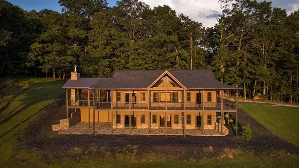 95 Upper Ridge Trail, Morganton, GA 30560