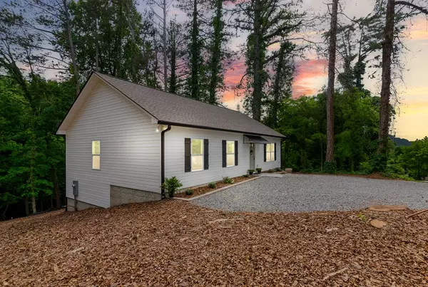 East Ellijay, GA 30540,290 Mulberry Street