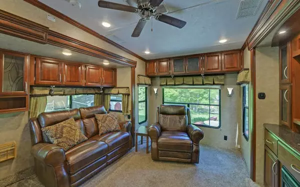 Blairsville, GA 30512,209 Cedar Mtn Trout Farm