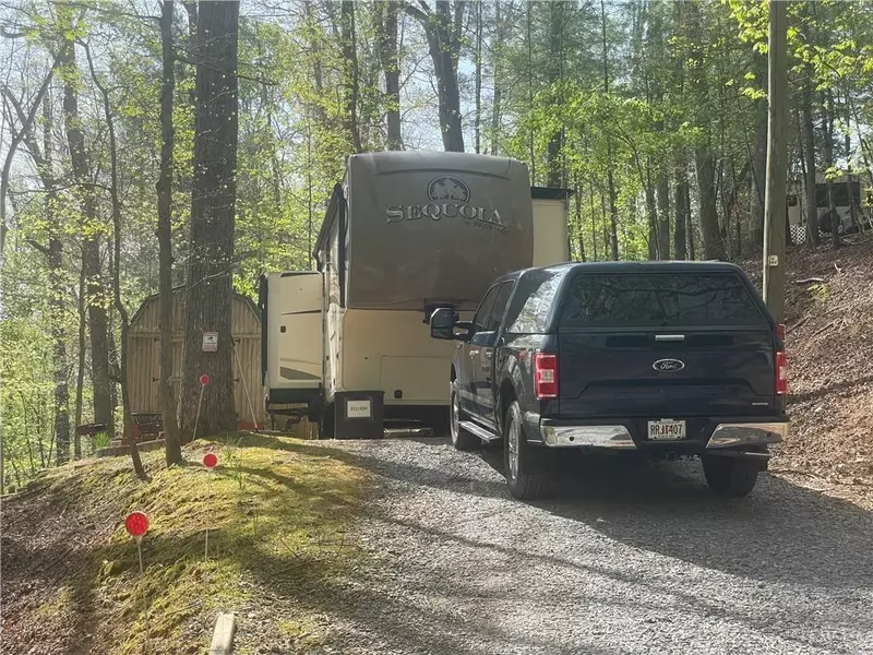 95 13th Street, Ellijay, GA 30540