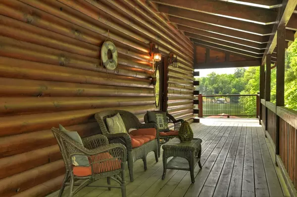 Blairsville, GA 30512,67 Lakeshore Drive