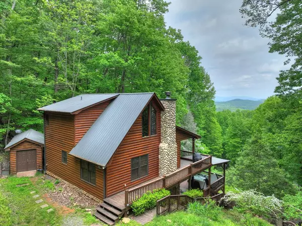 384 Mountain Highlands Court, Blue Ridge, GA 30513