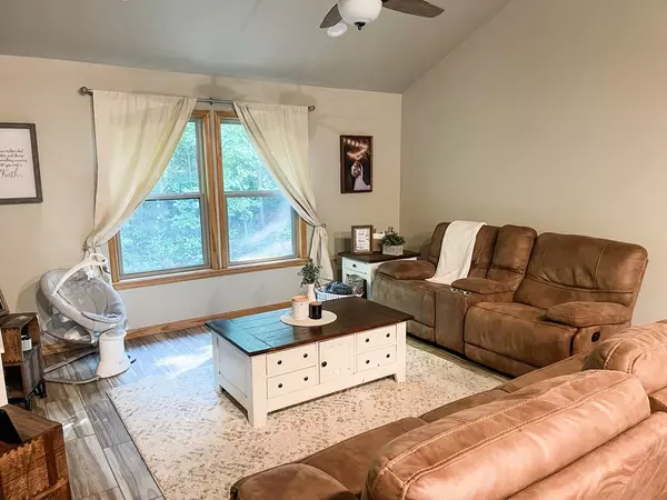 Murphy, NC 28906,65 Rhubarb Lane