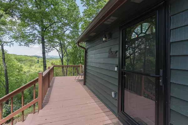 Murphy, NC 28906,215 Warren Drive