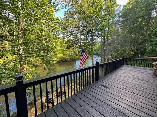 Blue Ridge, GA 30513,916 Riverside Lane