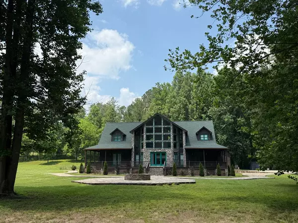 Dahlonega, GA 30533,33 Tj Mote Road