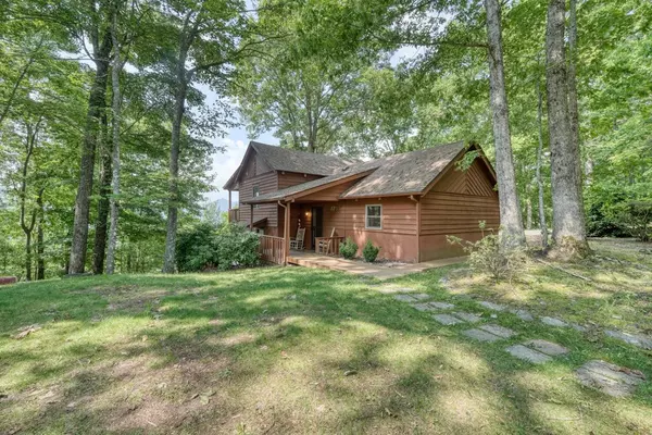 Hiawassee, GA 30546,1795 Ivy Mountain Road