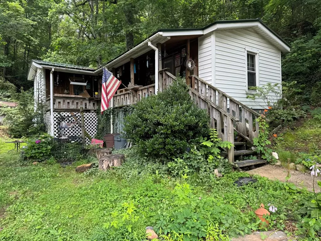 East Ellijay, GA 30540,292 Fowler Street