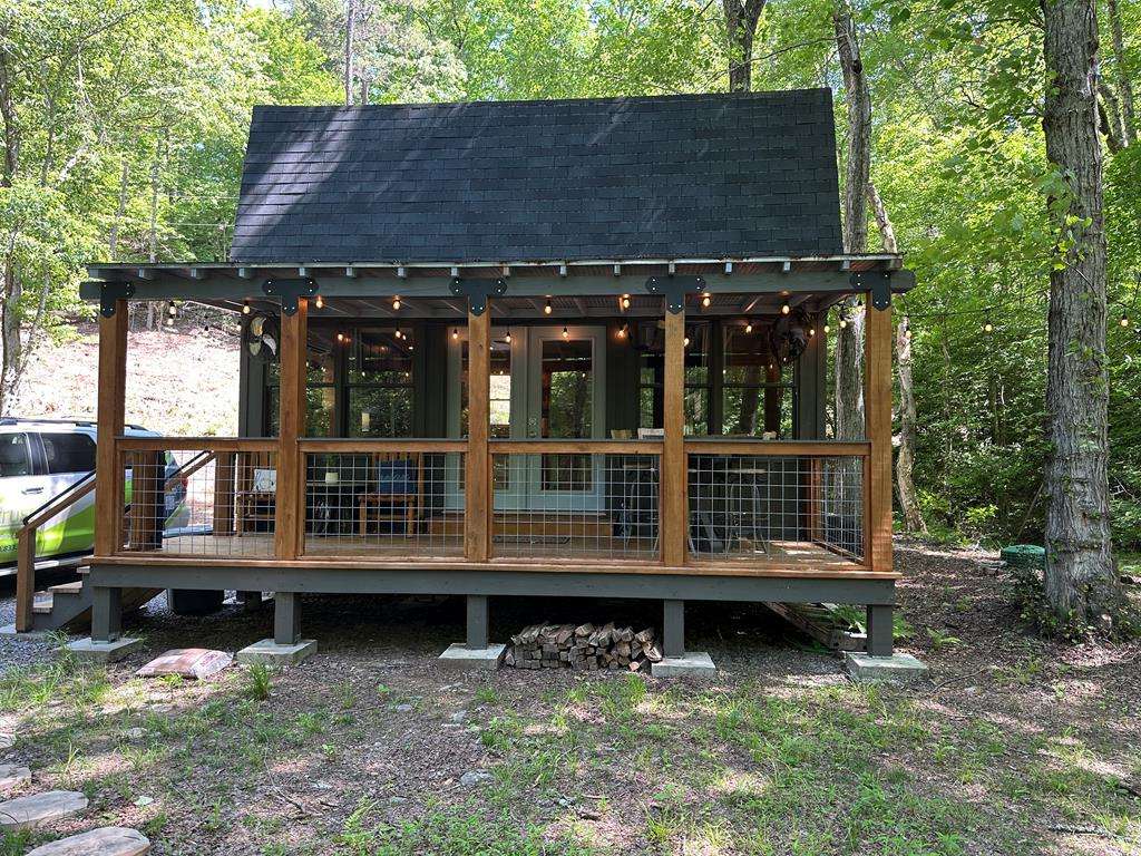 879 Old Mill Pond Road, Mineral Bluff, GA 30559