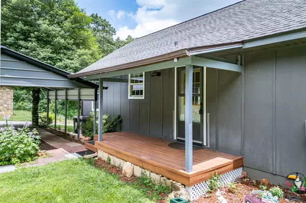 Blairsville, GA 30512,65 Lower River View Road