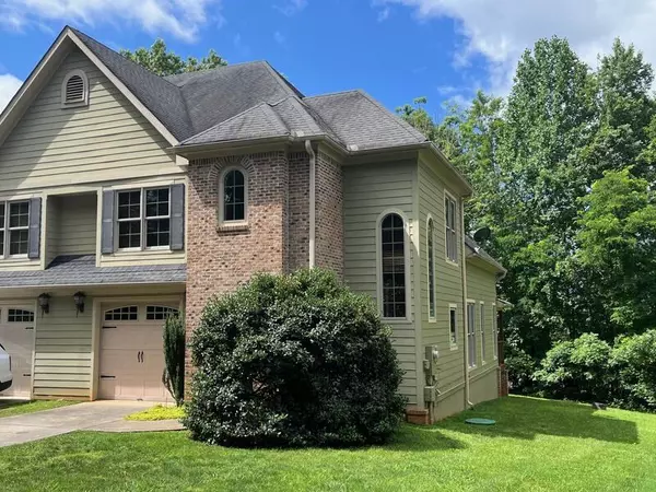 Hayesville, NC 28904,366 Licklog Ridge