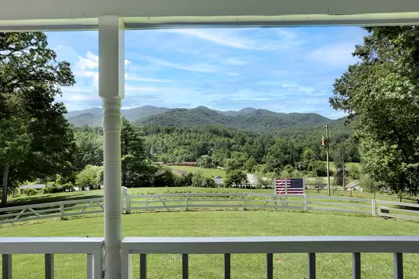 Hayesville, NC 28904,16 Lois Lane