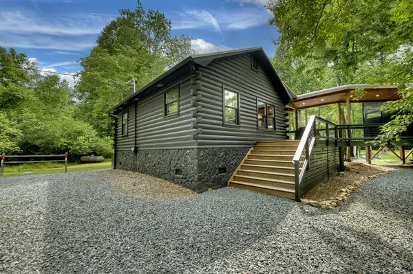 Cherry Log, GA 30522,211 Rockhouse Road