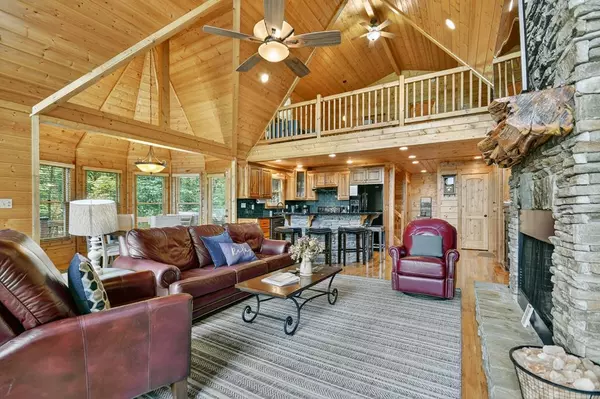 Blue Ridge, GA 30513,200 Dancing Leaves Trail