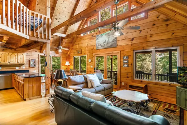 Morganton, GA 30560,34 Mountain Lookout