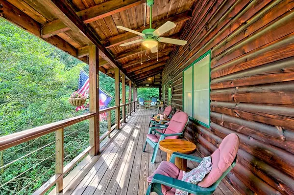 Hiawassee, GA 30546,7866 Upper Hightower Road