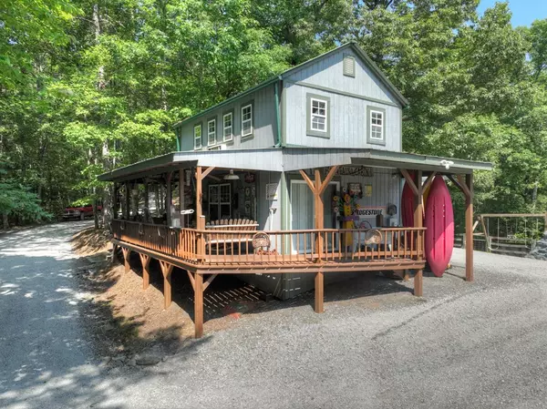 Ellijay, GA 30540,7843 Hwy 382