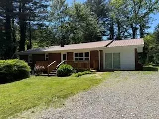 102 Ledford Chapel Road, Hayesville, NC 28904