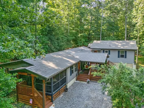 Blairsville, GA 30512,829 Lakeside Drive