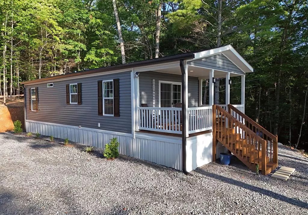 Blairsville, GA 30512,975 Bunker Hill Road