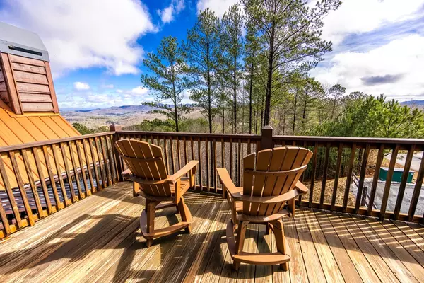 Blairsville, GA 30512,921 Ridge Peak View