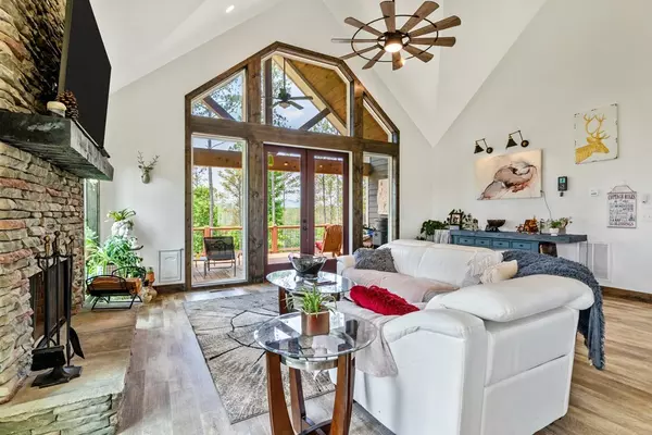 Ellijay, GA 30540,230 High River Landing