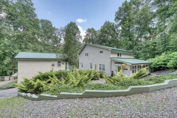 317 Collins Creek Road, Hiawassee, GA 30546