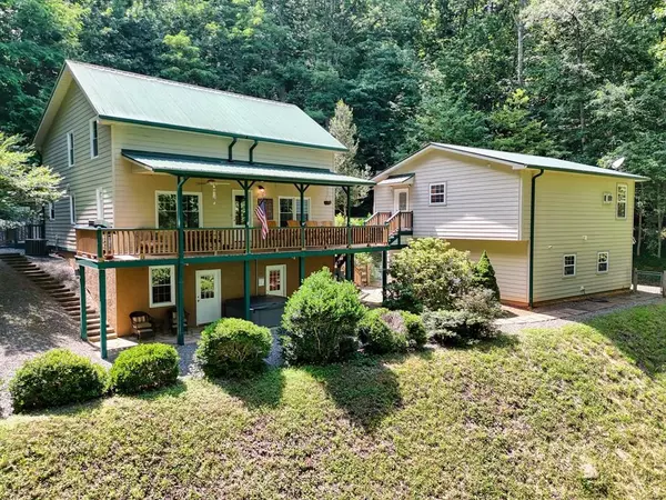 317 Collins Creek Road, Hiawassee, GA 30546