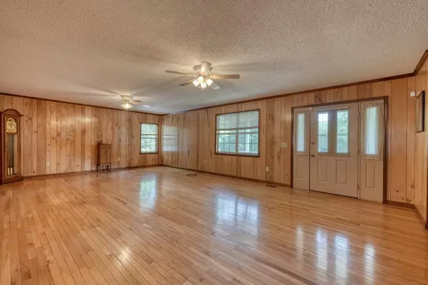 Hiawassee, GA 30546,1783 Sunnyside Road