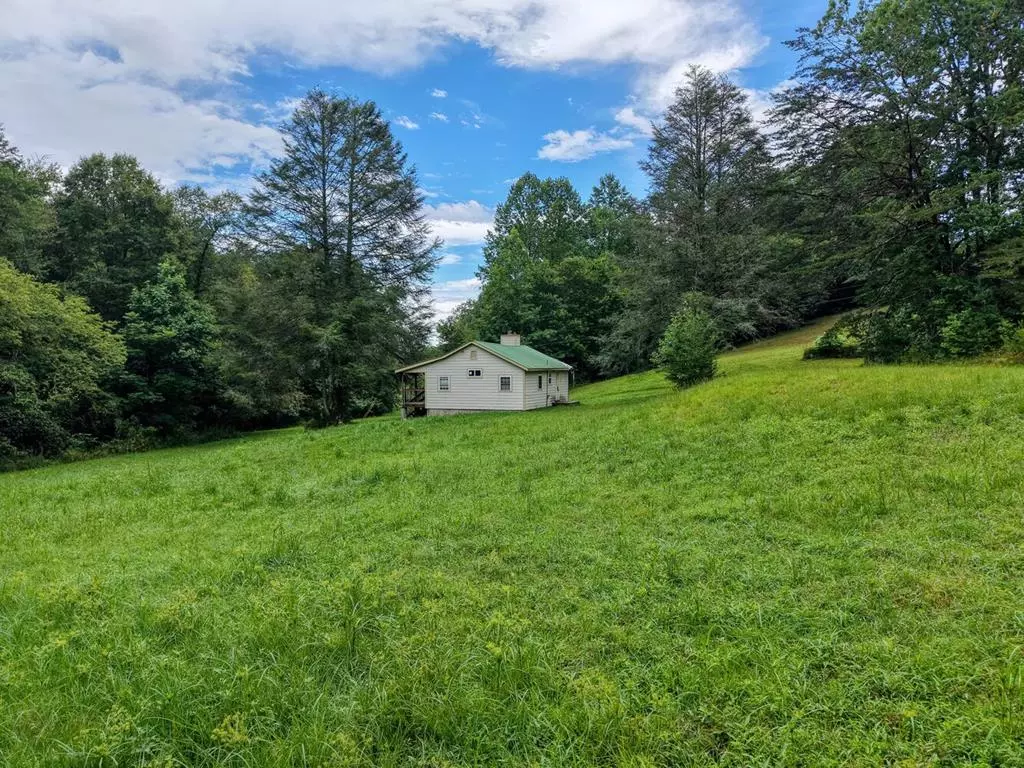Epworth, GA 30541,580 Emmaus Road