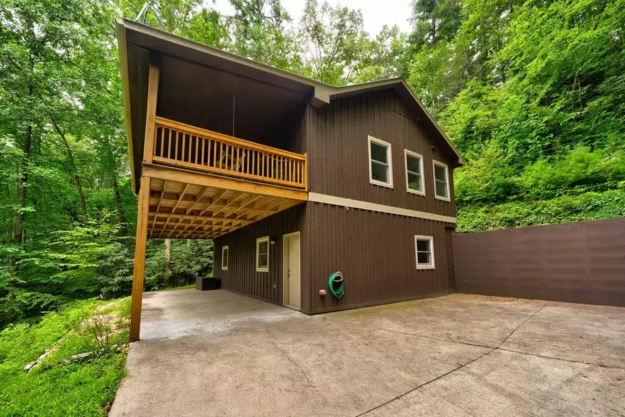 3421 Devils Den Road, Epworth, GA 30541