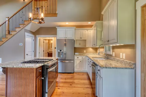 Blairsville, GA 30512,153 Whistle Pig