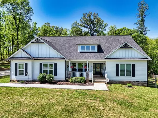 Blairsville, GA 30512,290 Bayside Lane
