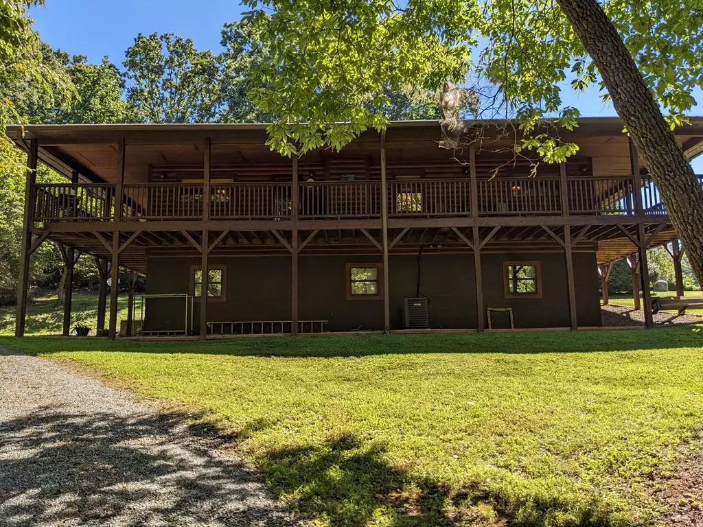 Hayesville, NC 28904,223 Mountain Breezes Drive