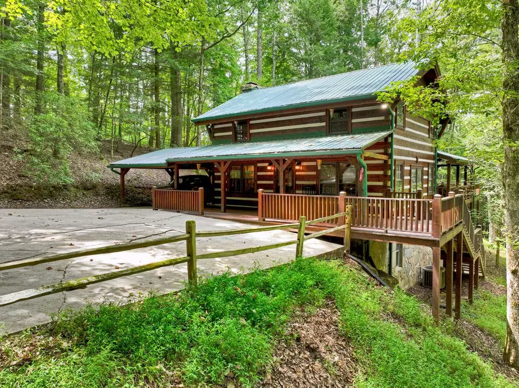 Ellijay, GA 30540,553 Indian Cave Road