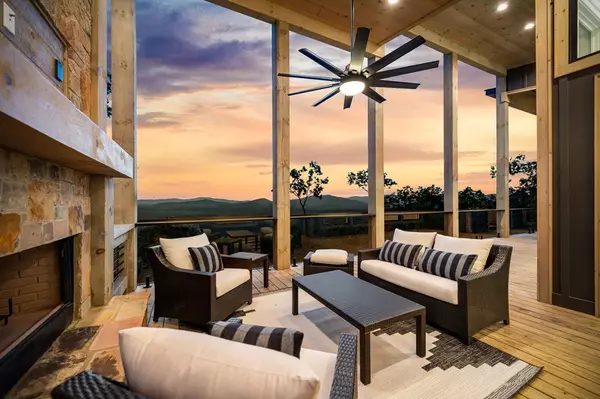 Mineral Bluff, GA 30559,105 Longview Terrace