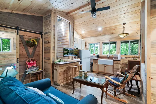 Hiawassee, GA 30546,605 White Street