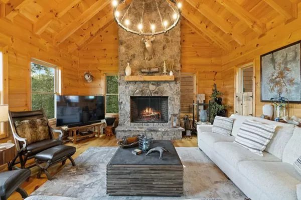 Blue Ridge, GA 30513,851 Moreland Drive N